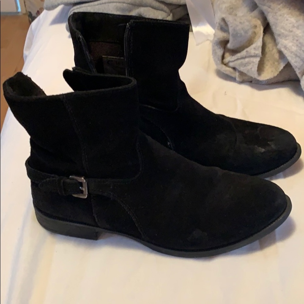 Le Canadienne suede boots
